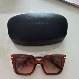 Salvatore Ferragamo Women's Tortoiseshell Brown Gradient Square Sunglasses